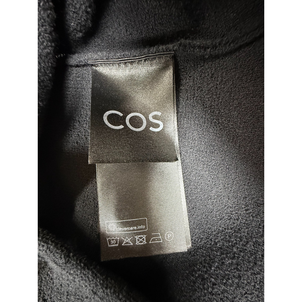 COS NWT Black Textured Knit Vest Medium Quiet Luxury Minimalist Button Front - Picture 8 of 11